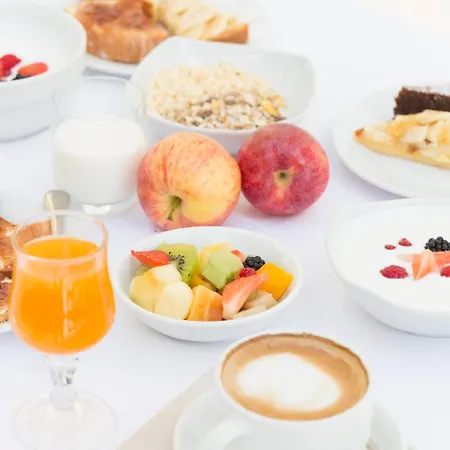 Meeting فندق ستريزا