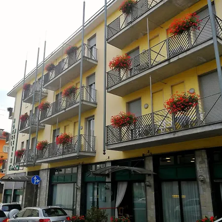 Meeting 3* Стреза