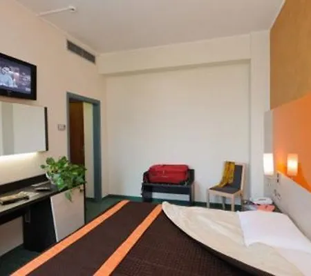 Meeting ستريزا