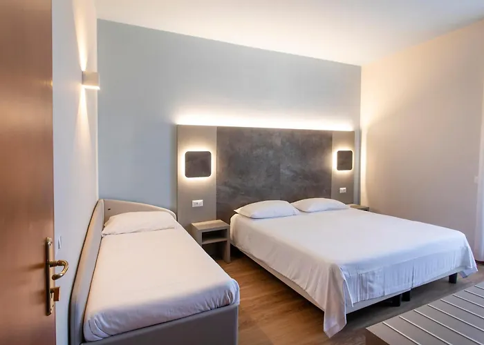 Ξενοδοχείο Meeting Στρέσα