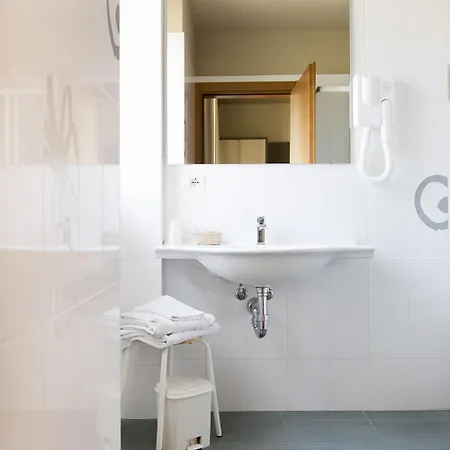 Szálloda Meeting 3*