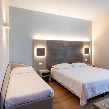 Szálloda Meeting Stresa