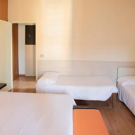 Meeting Szálloda Stresa