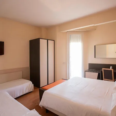 Szálloda Meeting 3*